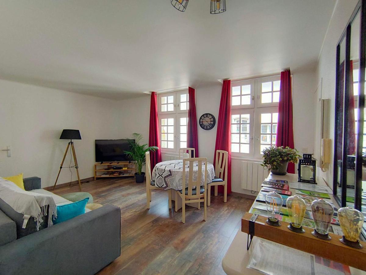 Jeu De Paume Apartment Байон Екстериор снимка