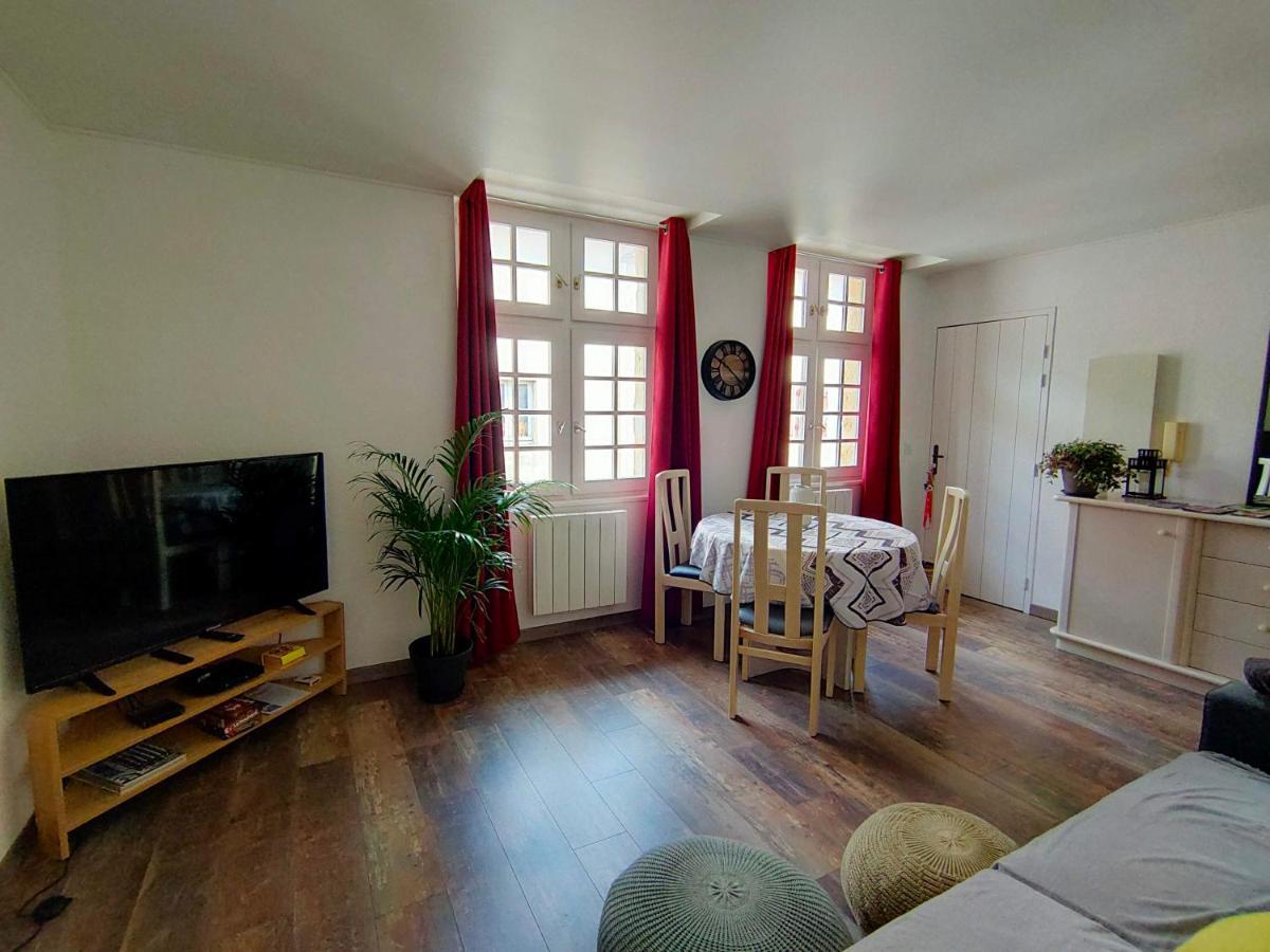 Jeu De Paume Apartment Байон Екстериор снимка